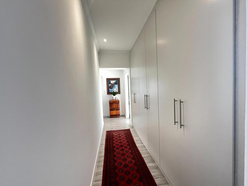 4 Bedroom Property for Sale in Dwarskersbos Western Cape